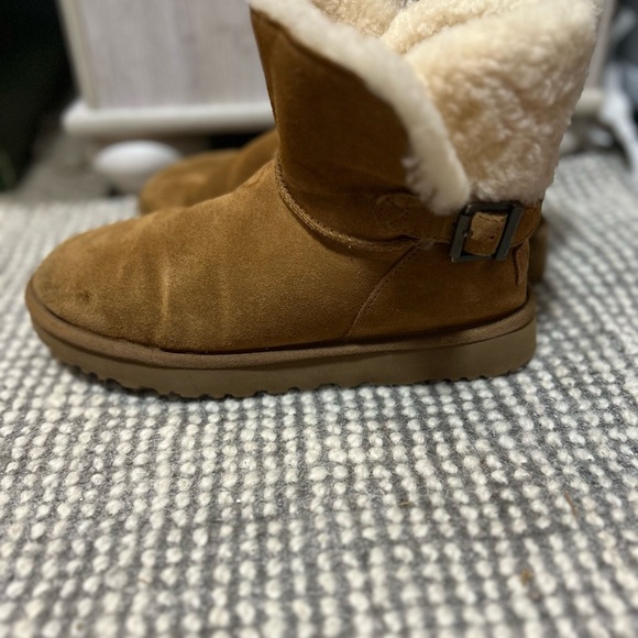 UGG Karel Classic Chestnut Boots - Picture 3 of 6